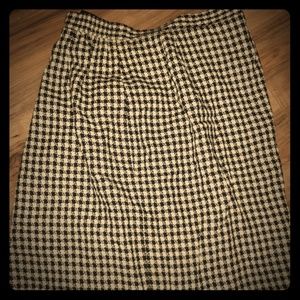 SKIRT, HOUNDSTOOTH